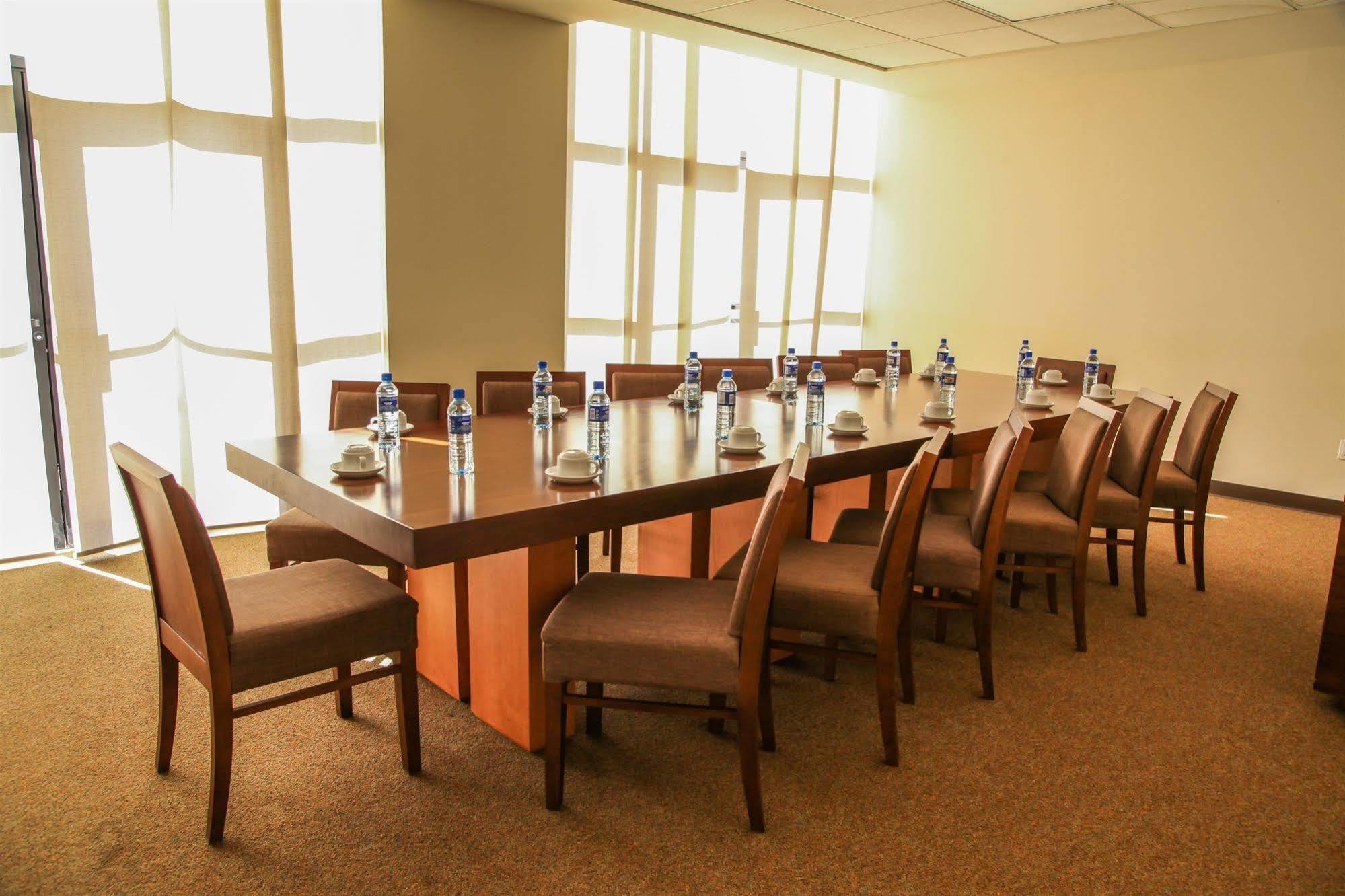 Best Western Plus La Mina Parral Business foto